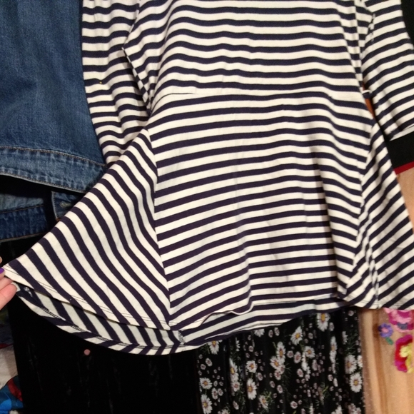 Monteau Black & White Peplum Top Large - Picture 5 of 7